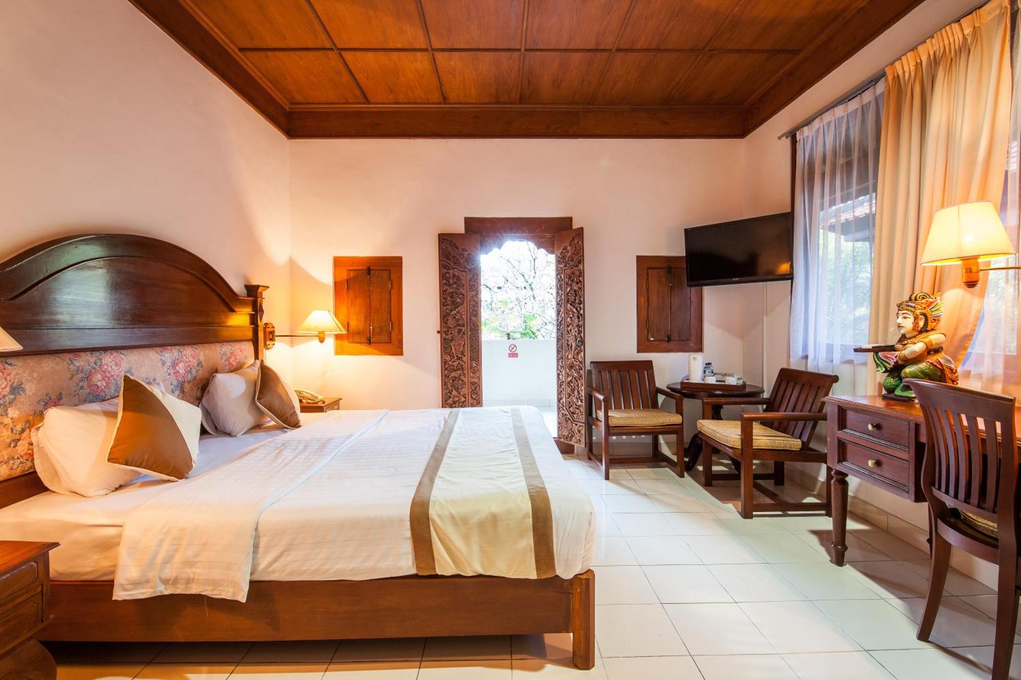 Tempat Tidur & Sarapan Front Danau Tamblingan St Bali