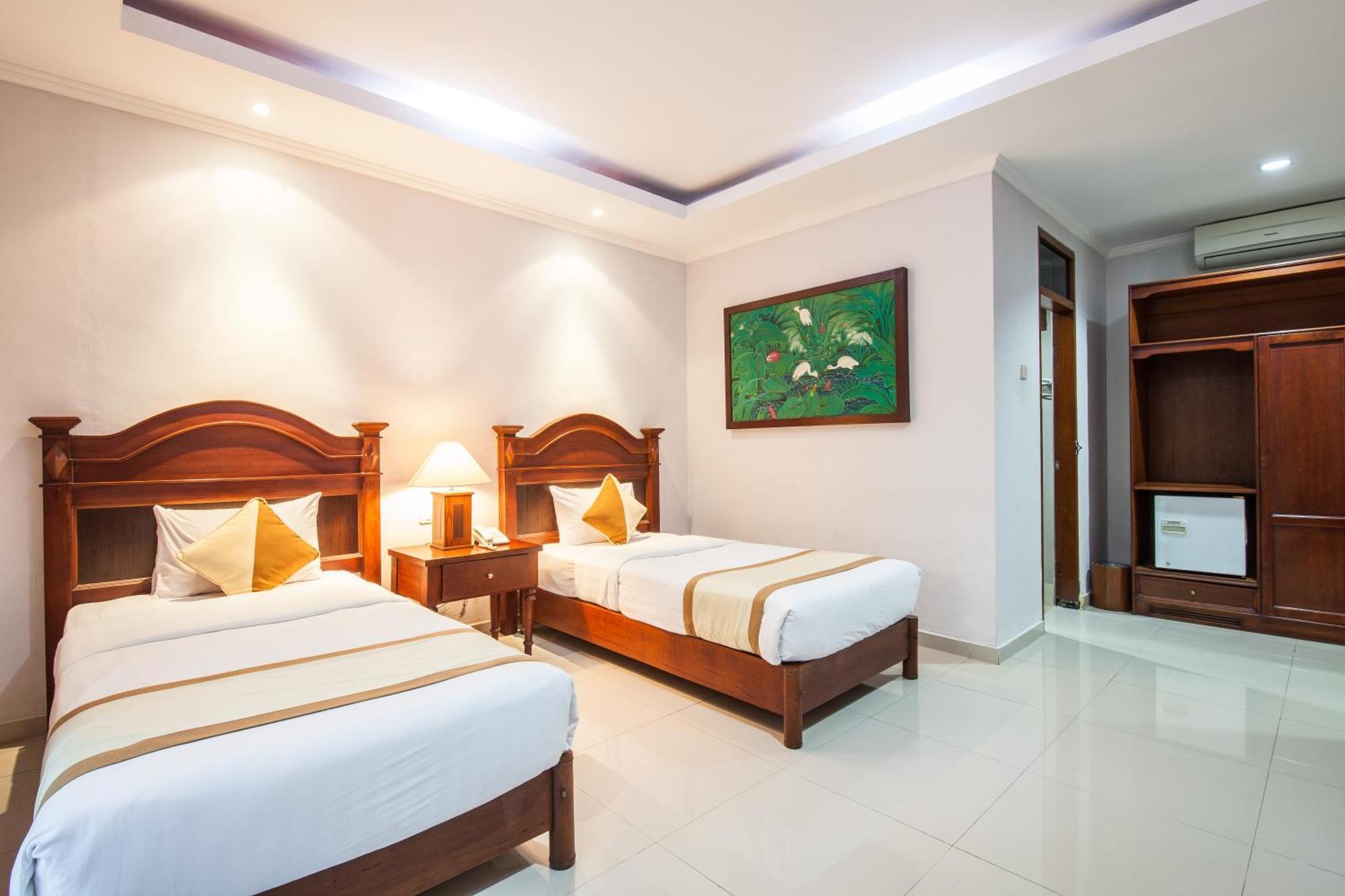 Tempat Tidur & Sarapan Front Danau Tamblingan St Bali